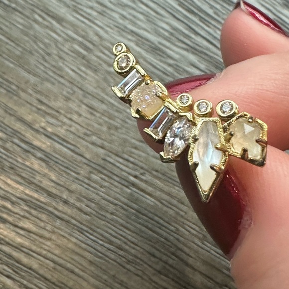 Ear climbers - Picture 3 of 4